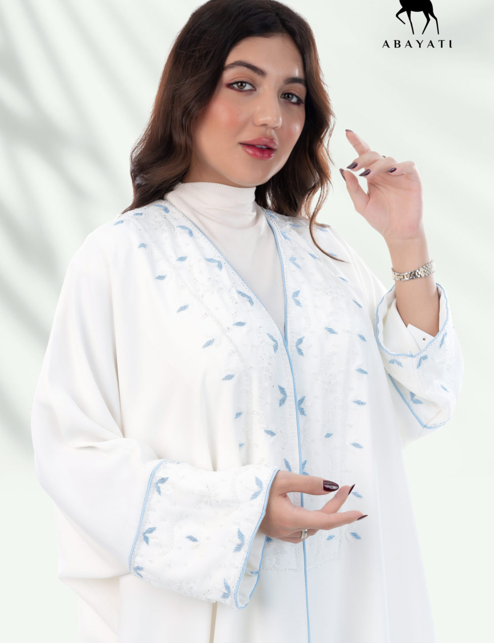 WHITE BISHT ABAYA - Image 4